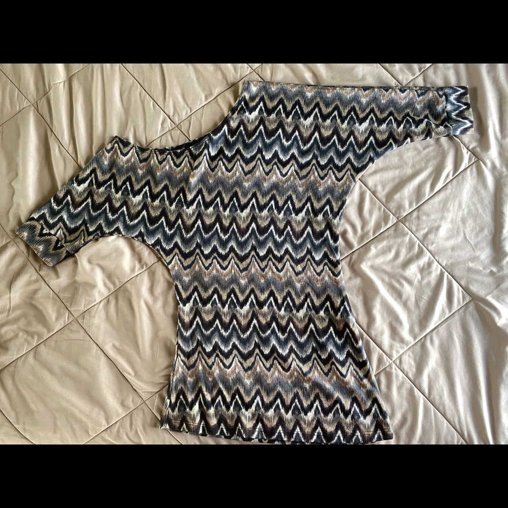 Ultra Flirt Off the Shoulder Juniors Top, Medium